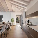 Casa Domenica, 2 Bedroom Seaside Holiday home Chania (Crete)