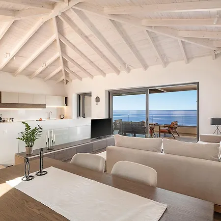 Casa Domenica, 2 Bedroom Seaside *