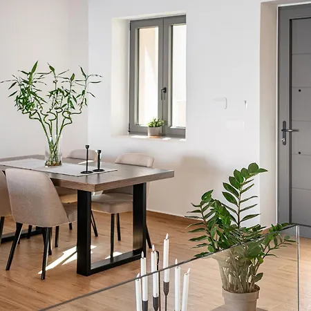 Casa Domenica, 2 Bedroom Seaside Holiday home
