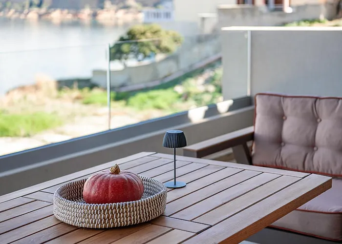 Casa Domenica, 2 Bedroom Seaside *